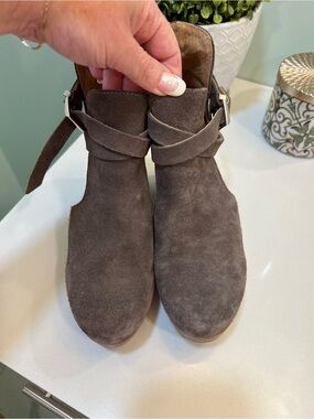 Free People Suede Cedar Clog Ankle Boots Olive Green/Grey with Buckle Strap